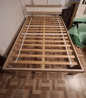 Pat pal 140x200 cu somiera rulabila.