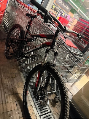 Vând bicicletă Rockrider st 530s!!