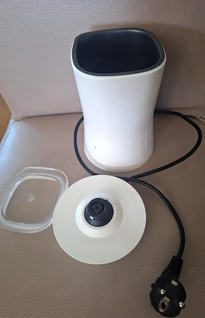 Aparat electric pentru spumatre Tchibo 250 ml Alb - imagine 3