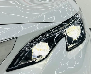 PEUGEOT 3008 - imagine 9