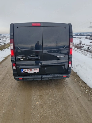 Renault trafic 5+1,2.0 tdi 2021 - imagine 2