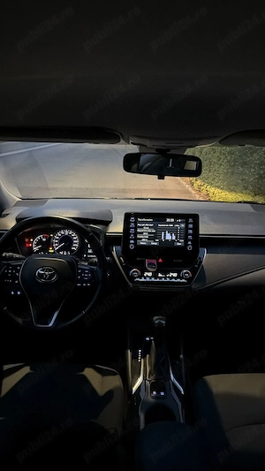 Toyota Corolla hibrid 2021 - imagine 8