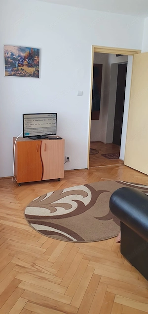 Închiriez apartament regim hotelier - imagine 4