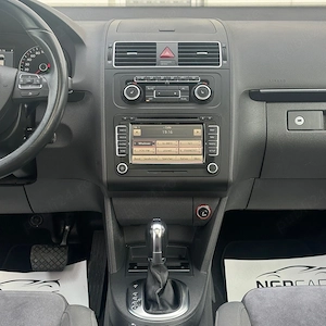 Volkswagen Touran 2012 Highline 2.0 TDI 170CP DSG 7 Locuri | Rate   Transport   Numere - imagine 16