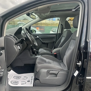 Volkswagen Touran 2012 Highline 2.0 TDI 170CP DSG 7 Locuri | Rate   Transport   Numere - imagine 13