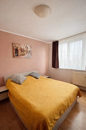 Vând apartament 2 camere  - imagine 4