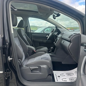 Volkswagen Touran 2012 Highline 2.0 TDI 170CP DSG 7 Locuri | Rate   Transport   Numere - imagine 12