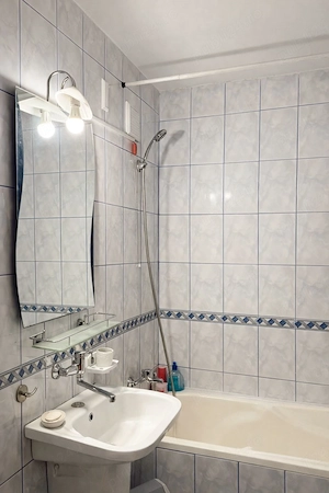 Vând apartament 2 camere  - imagine 6