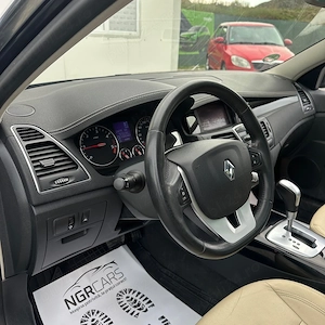 Renault Laguna 2.0 dCi 2012 Automat 173CP Initiale Paris | Rate   Transport   Numere - imagine 16