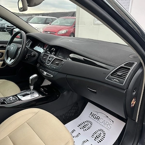 Renault Laguna 2.0 dCi 2012 Automat 173CP Initiale Paris | Rate   Transport   Numere - imagine 20