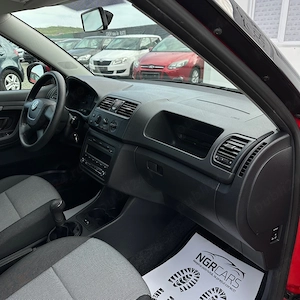 Skoda Fabia 1.2 HTP 2011 Manual 85.000KM | Rate   Numere   Transport - imagine 11