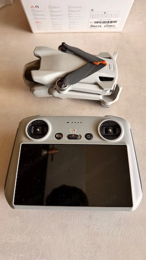 Drona Dji Mini 3