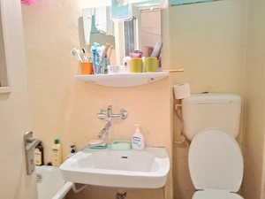 Apartament 3 camere de vânzare   zona Circumvalațiunii   etaj 2 - imagine 9