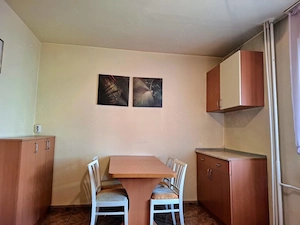Apartament cu 3 camere în zona Take Ionescu Medicina