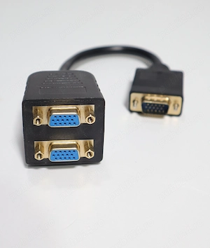 Cablu Splitter VGA 1 tată la 2 VGA mamă   Doua monitoare pe aceasi mufa