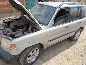 Mitsubishi pajero pinin 2 buc - imagine 2