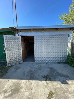 Vând garaj, oraș Buhuși