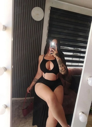 Doar deplasari sau webcam Roxane ofer masaj la domiciliu i speack english  - imagine 4