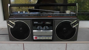 Radio AIWA cs-300z casetofon stereo,ghettoblaster vintage 1983 servisat