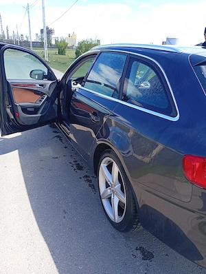 Audi A4 automat an 2010 V6 piatra neamț  - imagine 7