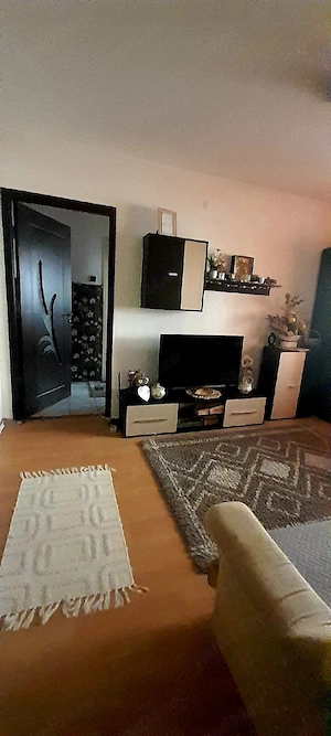 vanzare apartament - imagine 6