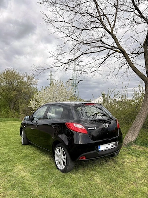 Mazda 2, fab.2009,ideală oraș și incepători, vopsea originală, km reali ! - imagine 5