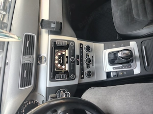 Vând passat  2,0 tdi, echipare highline, interior alcantara - imagine 8