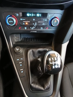 Vând Ford Focus 1.0 - imagine 3