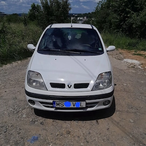 Renault Scenic - imagine 3