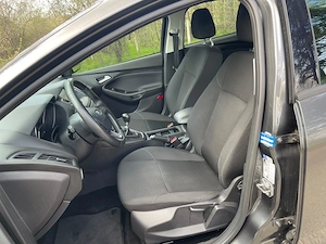 Ford Focus 1.0 EcoBoost Trend - imagine 7
