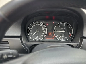 vand bmw 318d 143cp euro5 lci 