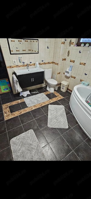 De vanzare casa frumoasă in zona linistita - imagine 9