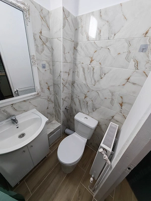 direct proprietar ofer încheierz garsoniera in zona Noua  - imagine 2