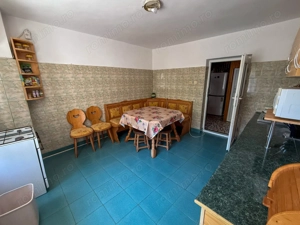 Vila cu 6 dormitoare in Breaza, lot teren 1289 mp - imagine 4