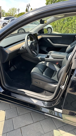 Tesla Model Y Long Range 2022 + EAP - imagine 4