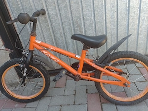 Bicicletă pt copi 3 5ani
