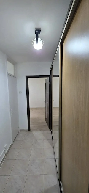 Proprietar | Garsoniera Drumul Taberei | Metrou Valea Ialomitei | boxa | decomandata | parter inalt - imagine 4