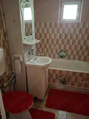 Inchiriez apartament 2 camere semidecomandat - imagine 2