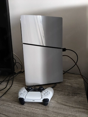 Dau PS 5 slim 1000 tb la schimb cu laptop