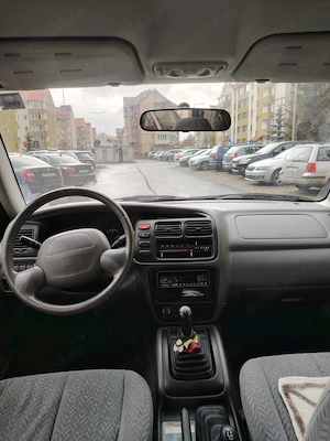 Suzuki grand vitara 2001 2.0 benzin  - imagine 4
