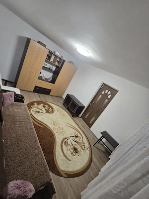Închiriez apartament  - imagine 3