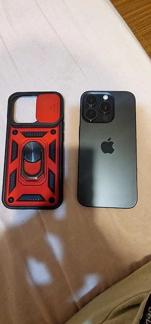 iPhone 15 pro în stare foarte bună 