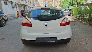 Megane 3 1.6 benzină  - imagine 9