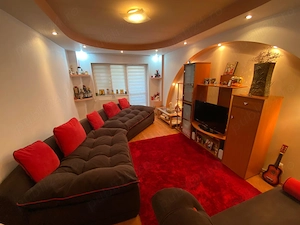 Apartament cu 3 camere, 71mp, zonă centrală +loc de parcare(copertină)