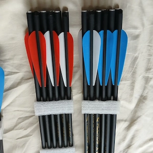 Săgeți din carbon pentru arbalete de 46 cm(17inch),51cm(20inch) sau 56 cm(22inch),varf 3 lame,noi - imagine 3