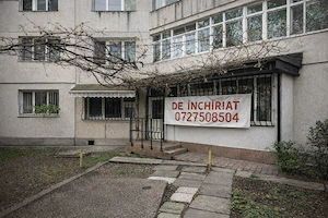 Spatiu comercial de inchiriat   3 camere-Parter, Zona City Park Mall