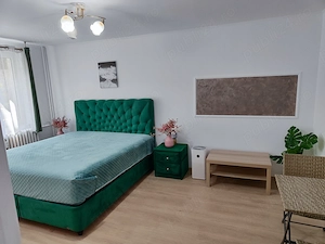 Închiriez garsonieră 33 mp  parter inalt