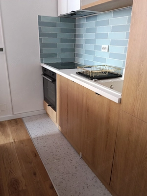 Apartament de închiriat în zona centrală  - imagine 8