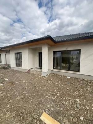 Casa de vanzare LAC UNIREA 600mp TEREN