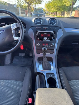 Ford Mondeo 2.0 TDCi 2014   130.000 km   Impecabil - imagine 5